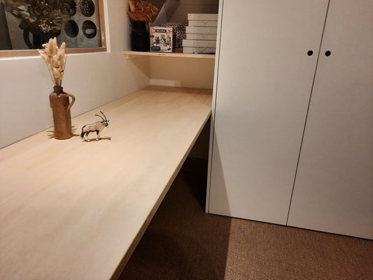 Bureau d'angle sur mesure en contreplaqué