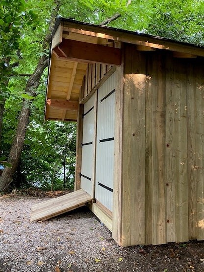 Abri de jardin sur mesure à toit deux pans en ardoise