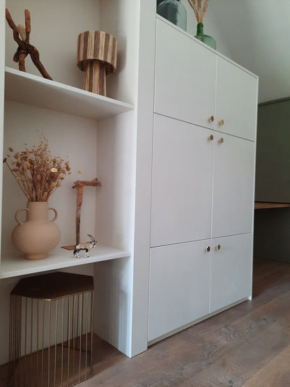 Aménagement sous escalier et bureau sur mesure